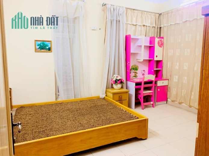 HOT !!! SIÊU VIP Nhà riêng phố Chùa Láng Đống Đa Lô góc Ô tô tránh 48m2, 4 tầng, Thiết kế hiện đại