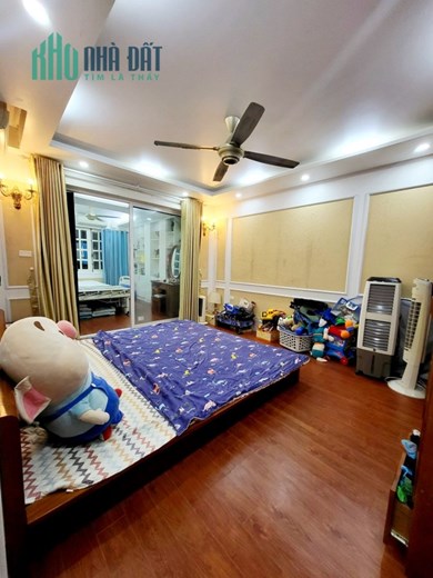 Bán nhà 83m2 Ngõ 276 Nghi Tàm, Tây Hồ Phân lô Gara Ô tô Tránh 12.6 Tỷ