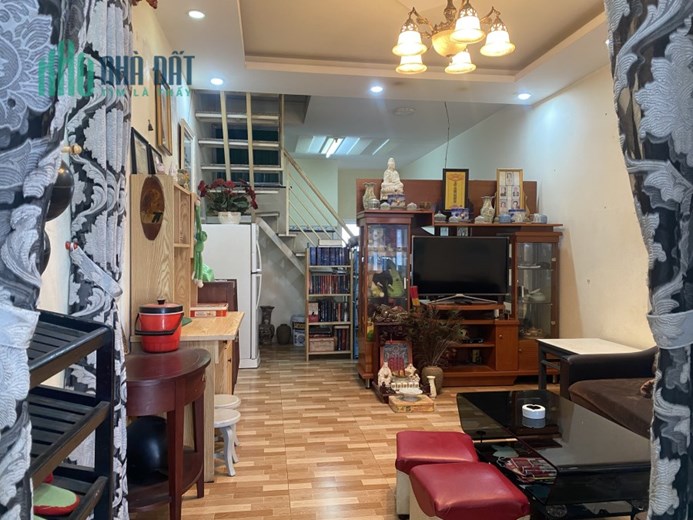 ( Gấp quá rồi ) Chủ giảm giá bán căn nhà giá rẻ đường Nguyễn An Ninh, Đà Lạt giá chỉ 2.8 tỷ