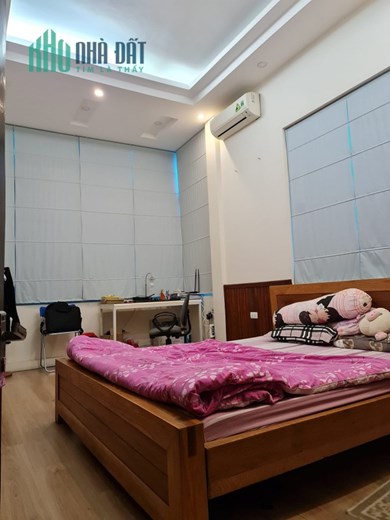 TRUNG TÂM NGÃ TƯ SỞ - HÀNG XÓM ROYAL CITY - NHÀ 4 TÂNG 3 MẶT NGÕ DÂN XÂY GIÁ CHỈ HƠN 5 TỶ