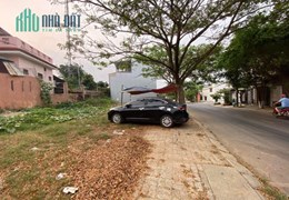 Bán gấp mặt tiền Tôn Đản Cẩm Lệ lô góc kinh doanh chỉ nhỉnh 2 tỷ.