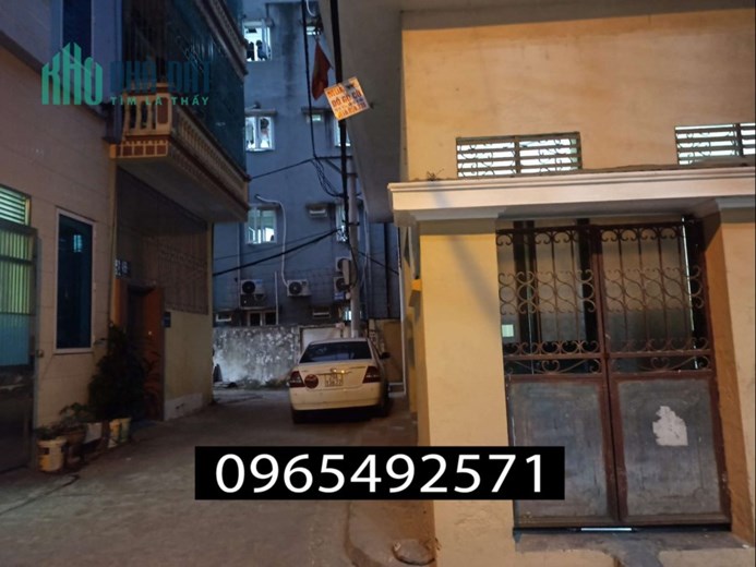 Bán đất tặng nhà ngõ 268 Ngọc Thụy, rộng ô tô chạy vào nhà, 51m, mặt tiền: 4,6m, 5 tỷ 8