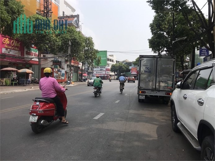 Cho thuê mặt bằng 1T2L góc ngã tư đường Nam Kỳ Khởi Nghĩa, TPVT