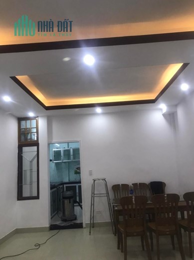 Nhà Lê Duẩn, 42m2, 3 tầng gần Ông Ích Khiêm, 2.x tỷ