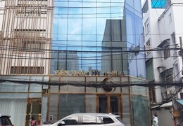 Bán Tòa Nhà 2 Mặt Tiền Đường Bạch Đằng 1 hầm 7 tầng