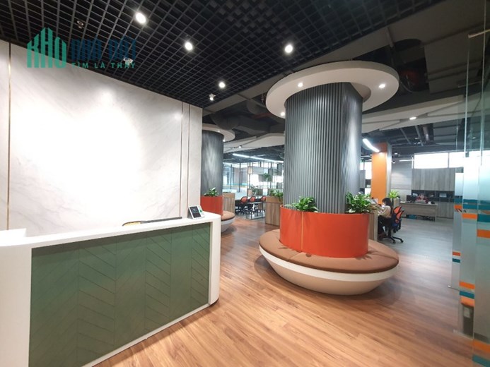Cho thuê văn phòng đầy đủ nội thất xịn tại tòa Golden Palace, Lê Văn Lương, 186m2, 356m2, giá rẻ