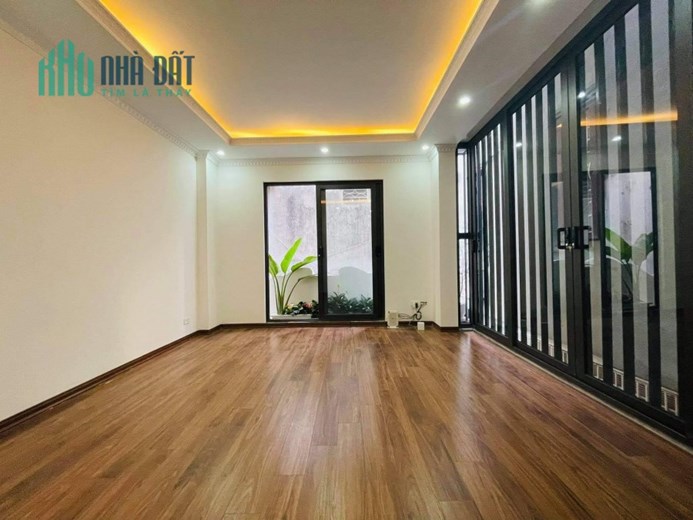 NHÀ HẺM XE HƠI AN DƯƠNG VƯƠNG NỔI TIẾNG Q5 - LÔ GÓC 3 MẶT THOÁNG - ĐANG CHO THUÊ .