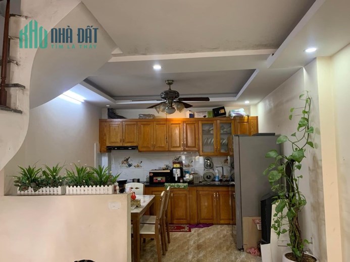 Khương Đình Oto - K.Doanh 5,5 tỷ x 40m2 x 6T