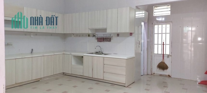 Bán nhà mặt tiền Phạm Hùng Cẩm Lệ 3 tầng 110m2 chỉ nhỉnh 6 tỷ.