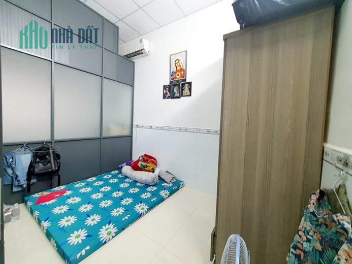 chính chủ bán nhà C4, mặt tiền đường số 8, bhha, nhựa 8m, 72m2 chỉ 7.5 tỷ, sát tân phú