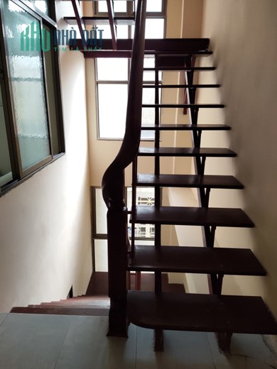 Bán nhà phân lô ngõ 117 phố Thái Hà 55m2 x 4 t 3 mặt thoáng giá 7,5 tỷ