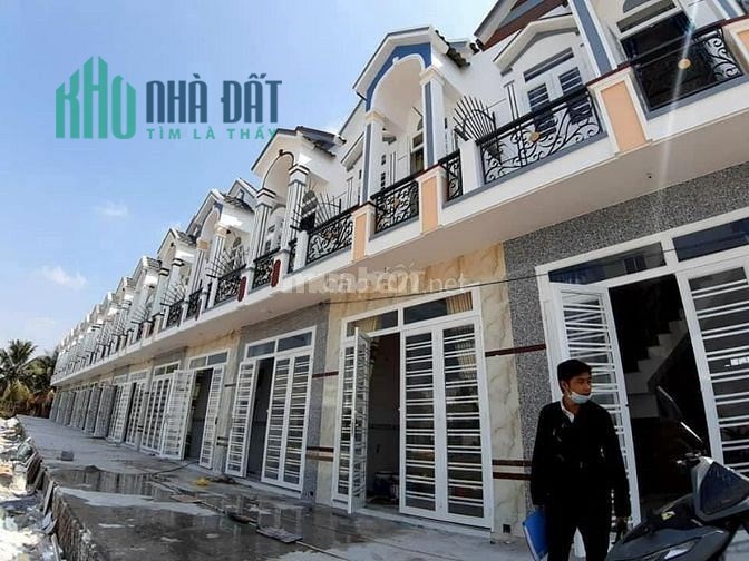 Bán nhà phồ CHỢ HƯNG LONG,1T1L ,SỔ HỒNG RIÊNG, BANK HỖ TRỢ 50%