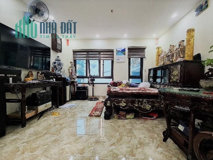 BÁN NHÀ  NGUYỄN VĂN CỪ DT 25M 3  TẦNG CHỈ 1.96 TỶ  NHÀ MỚI, THOÁNG TRƯỚC SAU