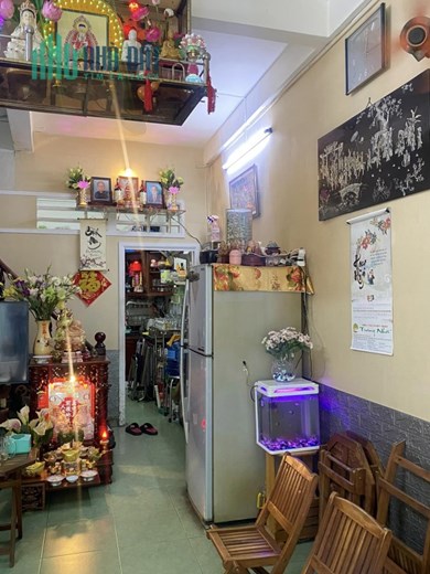 BÁN NHÀ QUẬN 3 CMT8 DT 28M2 SÁT SÂN KHẤU LAN ANH.