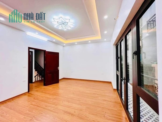 CỰC HIẾM 40M²MỸ ĐÌNH, Ô TÔ ĐỖ CỬA, KINH DOANH, 8.8 TỶ.