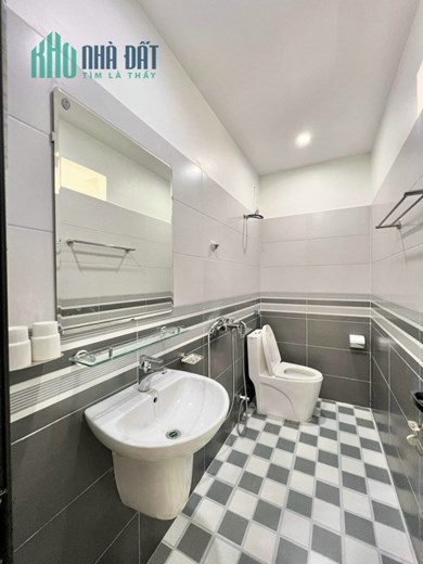 Bán nhà xây mới độc lập 3 tầng ngõ ô.tô Khúc Thừa Dụ - Lê Chân, diện tích 56m, GIÁ 3.1 tỉ