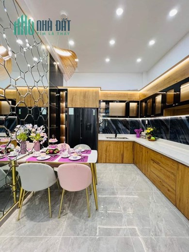 GẤP! CẦN BÁN NHÀ QUẬN TÂN BÌNH- HXH- PHAN HUY ÍCH- 4 TẦNG- 100M2- GIÁ TỪ 7,8 TỶ XUỐNG CÒN 7,5TỶ