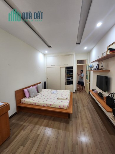 HIẾM !!! XEM NGAY  nhà riêng Đội Cấn Ba đình nhà 4 tầng 45m2, 5 tầng Ngõ thông thoáng chỉ 6.2 tỷ