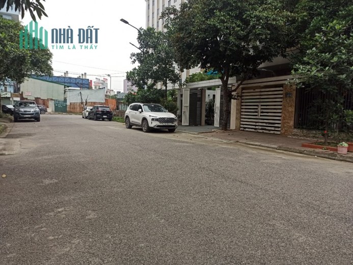 Bán đất Biệt Thự Lê Hồng Phong lô 2D sau Toà CPN diện tích 126 MT 7m, giá 80 tr/m cực đẹp