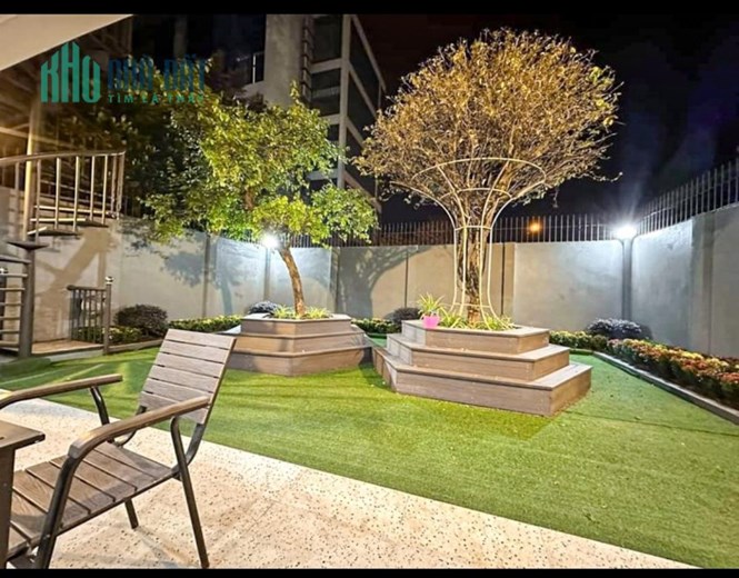 Biệt thự đẳng cấp khu Mê Linh-Anh Dũng, 180m x 3 tầng ngay mặt đường GIÁ 15 tỉ