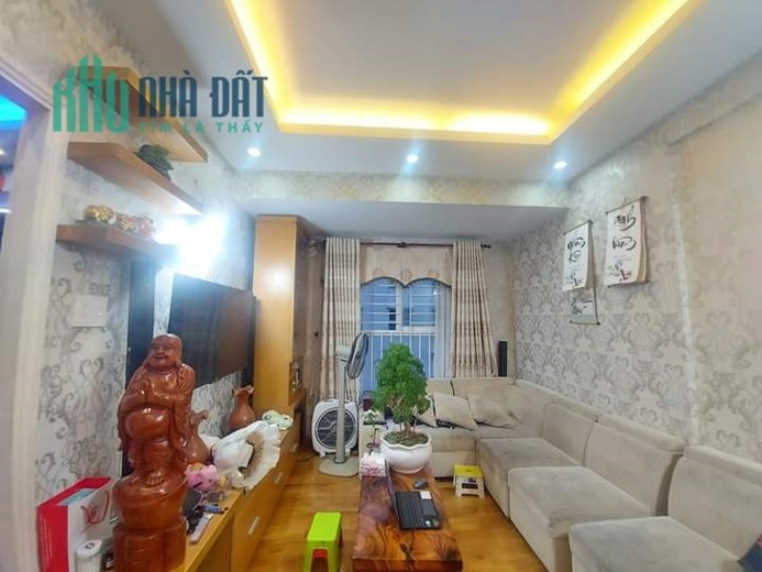 Chính chủ bán ( EH3 64m2 /2PN/2WC , Đầy đủ nội thất cao cấp đến 200tr), Sổ hồng sẳn , Nhà như hình