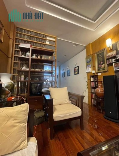 CẦN BÁN GẤP Trung Kính, Cầu Giấy 55m x 5T x 14.8 tỷ, ô tô, nội thất xịn, ở sướng