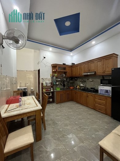 Bán Nhà  mặt tiền ĐHT 17-Q12- 3 Tầng-60m2-nhỉnh 4 tỷ TL