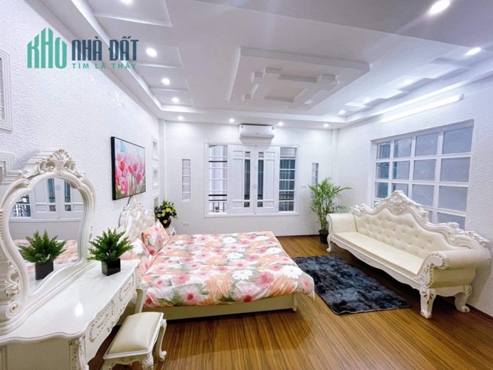 Bán Nhà Phố Kim Đồng, vỉa hè, lô góc, Kinh doanh đỉnh 50m x 5 tầng x mt5,5m x giá nhỉnh 12tỷ