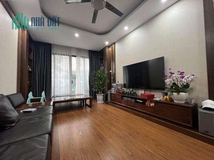 Bán Nhà Phố Kim Đồng, vỉa hè, lô góc, Kinh doanh đỉnh 50m x 5 tầng x mt5,5m x giá nhỉnh 12tỷ