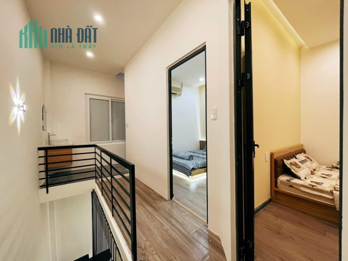 NHÀ ĐẸP 2 TẦNG FULL NỘI THẤT SÁT ĐƯỜNG HÀ HUY TẬP