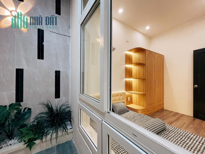 NHÀ ĐẸP 2 TẦNG FULL NỘI THẤT SÁT ĐƯỜNG HÀ HUY TẬP
