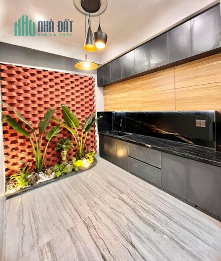 NHÀ ĐẸP 3 TẦNG FUUL NỘI THẤT SÁT ĐƯỜNG TRẦN CAO VÂN