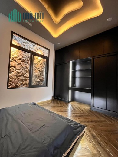 NHÀ ĐẸP 3 TẦNG FUUL NỘI THẤT SÁT ĐƯỜNG TRẦN CAO VÂN
