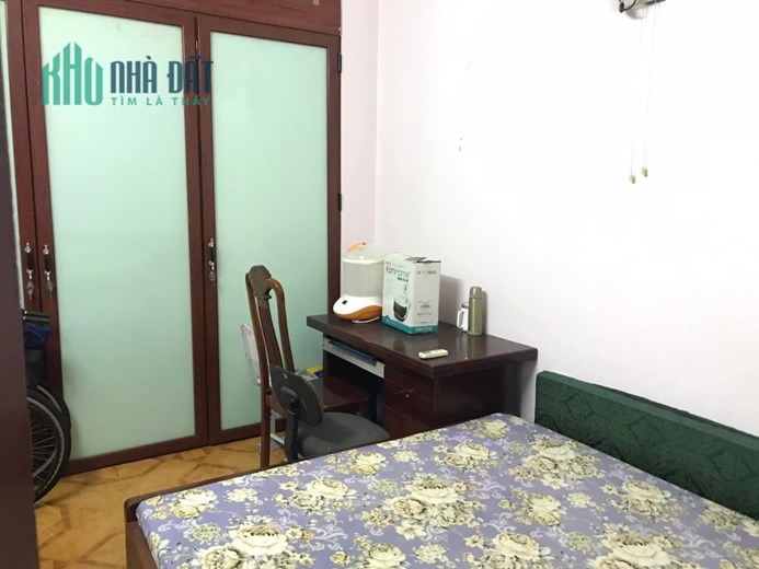 Bán nhà mặt phố Phùng Khoang, Nam Từ Liêm, 40m2, 4 tầng, mt 4m, giá 5.1 tỷ.