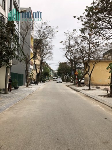 Bán đất Thạch Bàn, ô tô, kinh doanh, 70 m2, MT 5 m, chỉ 6,5 tỷ.