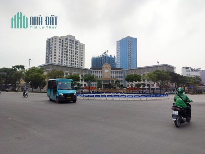 CỰC ĐỘC NỘI THẤT VIP 8OM - GẦN P XUÂN LA  ÔTÔ TRÁNH THANG MÁY P/LÔ KHU VIP 7T - TIỆN ÍCH NGÚT NGÀN