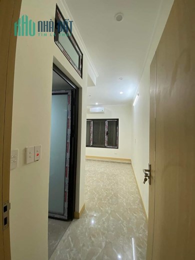CỰC ĐỘC NỘI THẤT VIP 8OM - GẦN P XUÂN LA  ÔTÔ TRÁNH THANG MÁY P/LÔ KHU VIP 7T - TIỆN ÍCH NGÚT NGÀN