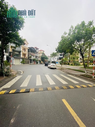 Chính chủ cần cho thuê sàn văn phòng tầng 2,3
