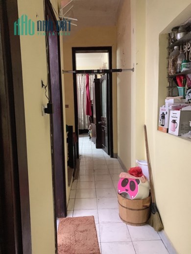 Bán nhà Phố Chùa Láng 50m 3 Tg MT 4m nhỉnh 4 tỷ chỉ việc sách vali về sống
