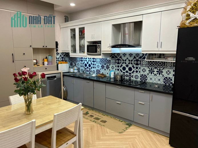Chính chủ nhờ bán Căn chung cư KĐT Sài Đồng, Long Biên. Hàng xóm Vinhomes.