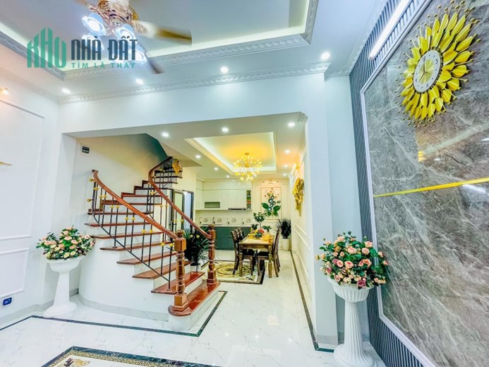 Giá Thơm. Đào Tấn, ngõ nông thẳng tắp, ba gác tránh, oto gần, 36m2 x 4T, chỉ 3.6 tỷ