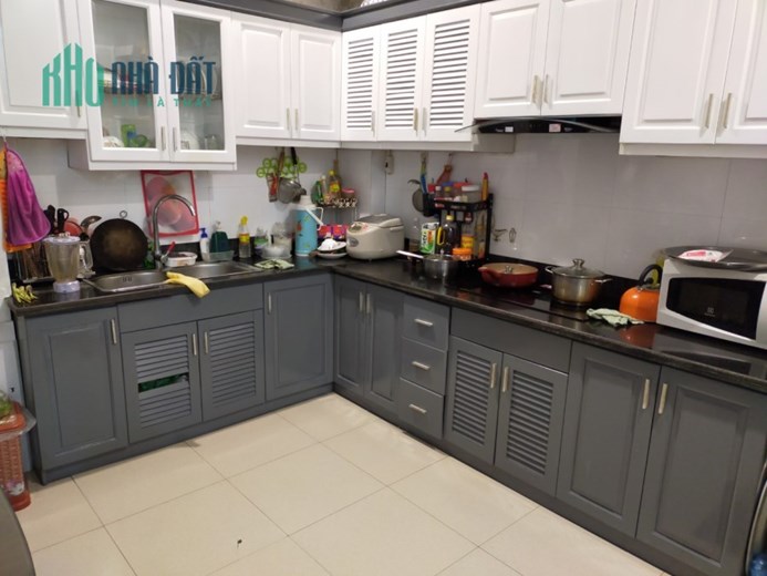 Bán nhà đầu phố Hoàng Quốc Việt - Cầu Giấy, DT: 54m*4Tầng, MT: 4,2 m, giá chỉ 6,5 tỷ