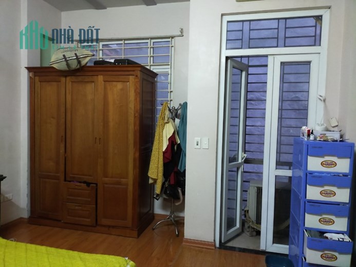 Bán nhà đầu phố Hoàng Quốc Việt - Cầu Giấy, DT: 54m*4Tầng, MT: 4,2 m, giá chỉ 6,5 tỷ
