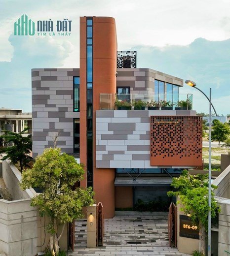 Bán biệt thự 2 mặt tiền cạnh sân Golf BRG ven biển Đà Nẵng - Hội An