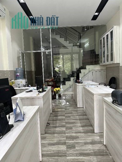 CẦN BÁN GẤP NHÀ NGAY KHU AEON TÂN PHÚ dt 50m2 nhỉnh 6 tỷ (TL).