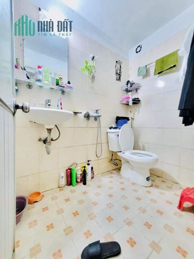 Hiếm, Sổ đỏ riêng biệt, đường Nguyễn Đức Cảnh, quận Hoàng Mai, 26m2, 3 tầng, 1,8 tỷ