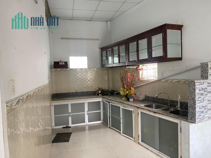 Bán gấp nhà cấp 4, Quận 12, xe hơi ngủ trong nhà, 9x16m, nhỉnh 5 tỷ