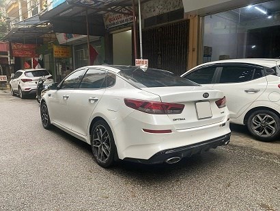 Chính Chủ Bán Xe Kia optima 2.4 GT line 2019 màu trắng ngọc trinh, gia đình sử dụng, còn rất mới