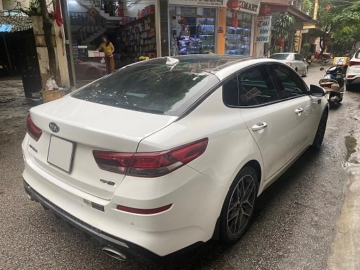 Chính Chủ Bán Xe Kia optima 2.4 GT line 2019 màu trắng ngọc trinh, gia đình sử dụng, còn rất mới