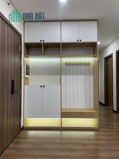 Cho thuê dự án MIPEC xuân Thủy 110m2 full đồ 21tr lh 0394392185